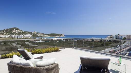 Penthouse with sea view in the Paseo Maritimo Penthouse with sea view in the Paseo Maritimo